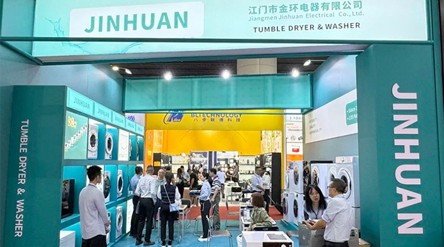 廣交會(huì)第一天！金環(huán)電器吸引世界各地客戶(hù)駐足參觀交流