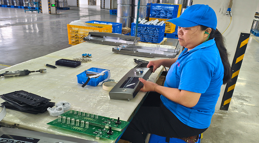 品質(zhì)源于嚴(yán)苛測試，金環(huán)電器的實驗室保障