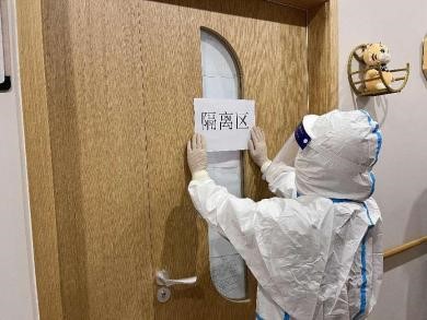 疫情防控不松懈，應(yīng)急演練筑防線
